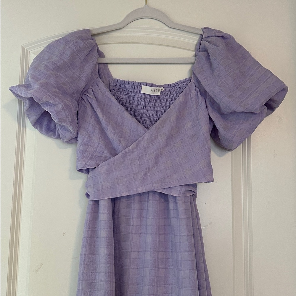 Astr Lilac Puff Sleeve Midi Dress - Picture 3 of 8